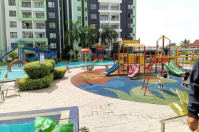 Honeyz Waterpark Homestay.
